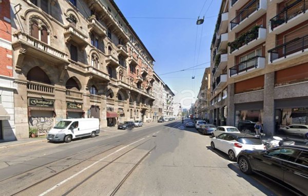 appartamento in vendita a Milano in zona Sempione