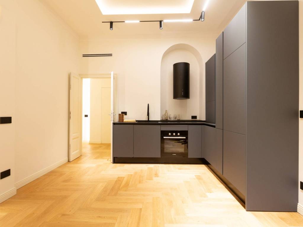 appartamento in vendita a Milano in zona Centro Direzionale