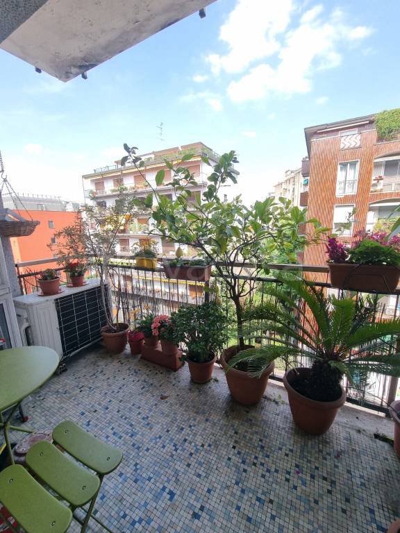 appartamento in vendita a Milano in zona Città Studi