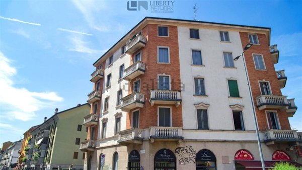 appartamento in vendita a Milano in zona San Cristoforo