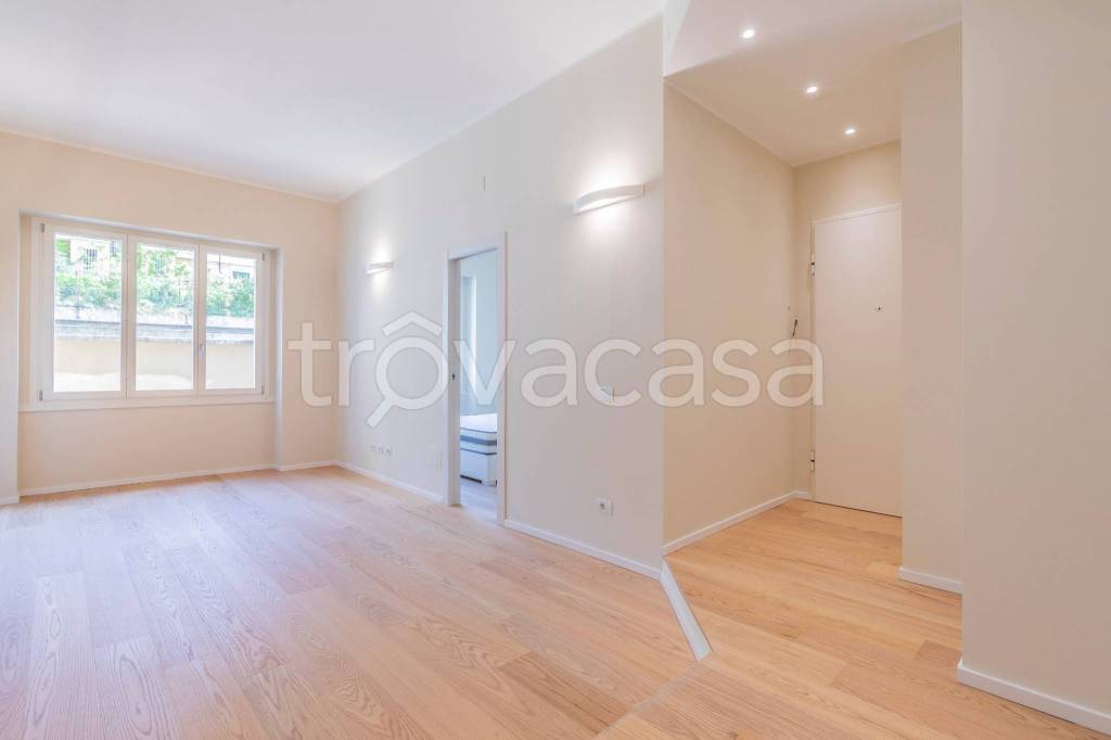 appartamento in vendita a Milano in zona Centro Direzionale