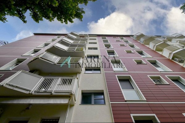 appartamento in vendita a Milano in zona Morsenchio