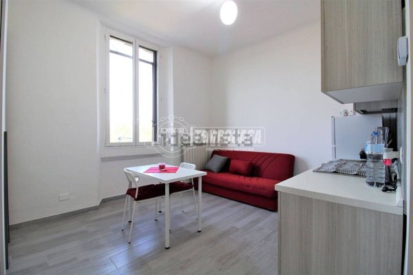 appartamento in vendita a Milano in zona Piazzale Lodi