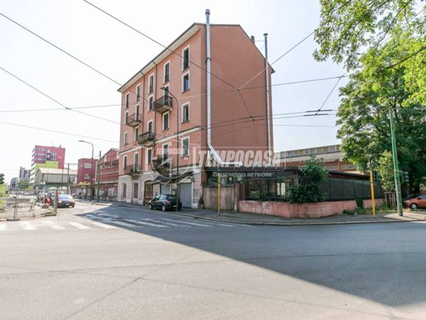 appartamento in vendita a Milano in zona Bovisa