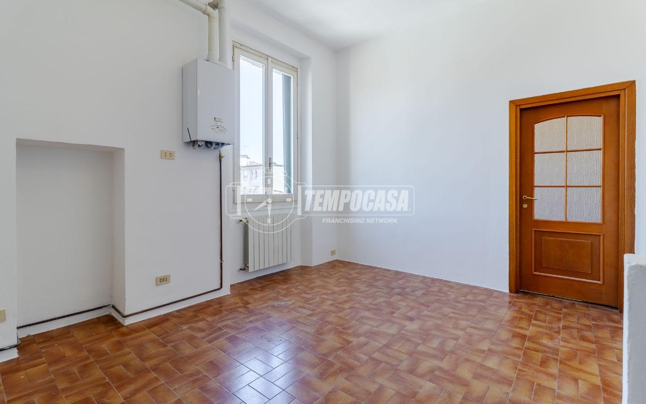 appartamento in vendita a Milano in zona Corvetto
