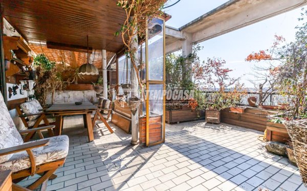 appartamento in vendita a Milano in zona Solari