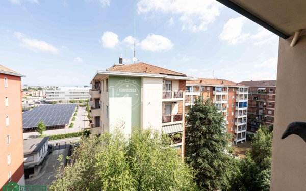 appartamento in vendita a Milano in zona Crescenzago