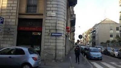 negozio in vendita a Milano in zona Isola