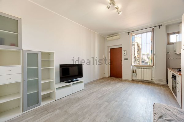 appartamento in vendita a Milano in zona Isola