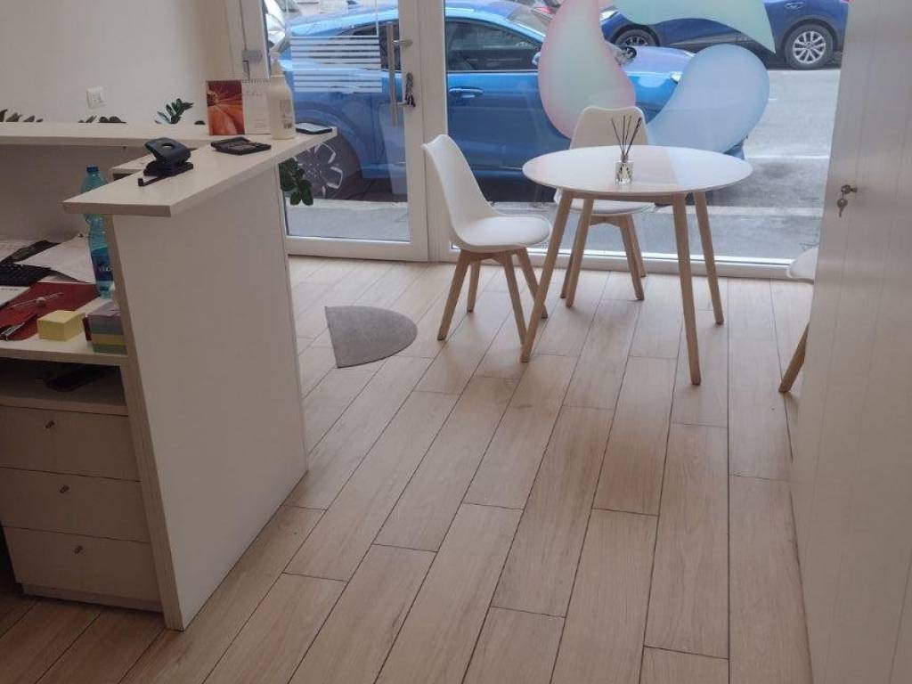 appartamento in vendita a Milano in zona Famagosta