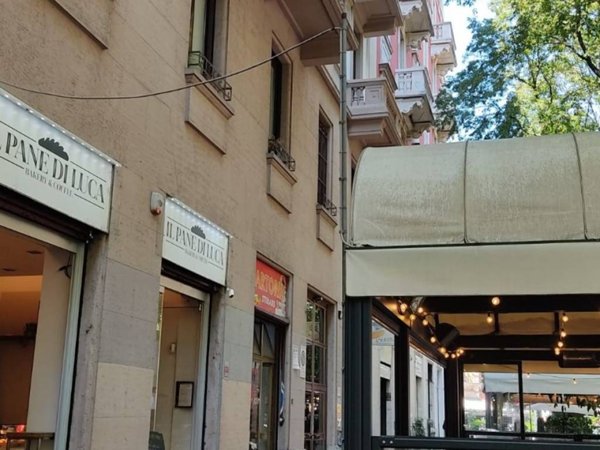 negozio in vendita a Milano in zona Porta Romana