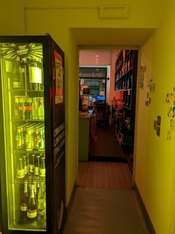 negozio in vendita a Milano in zona Loreto