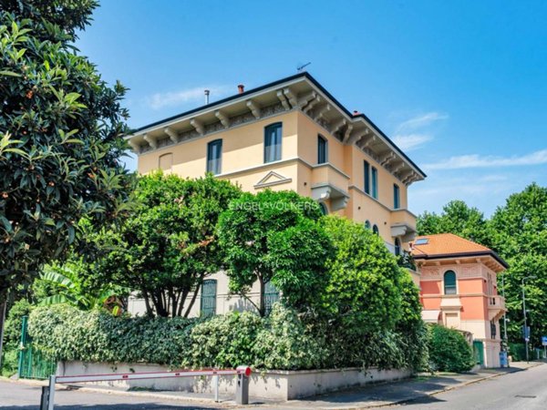 appartamento in vendita a Milano in zona Maggiolina