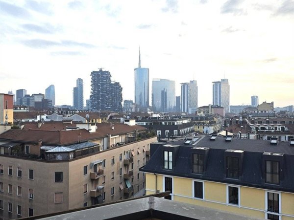 appartamento in vendita a Milano in zona Isola