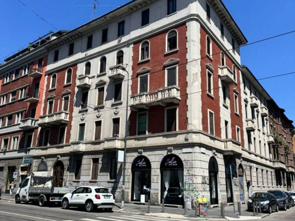 appartamento in vendita a Milano in zona Chiesa Rossa