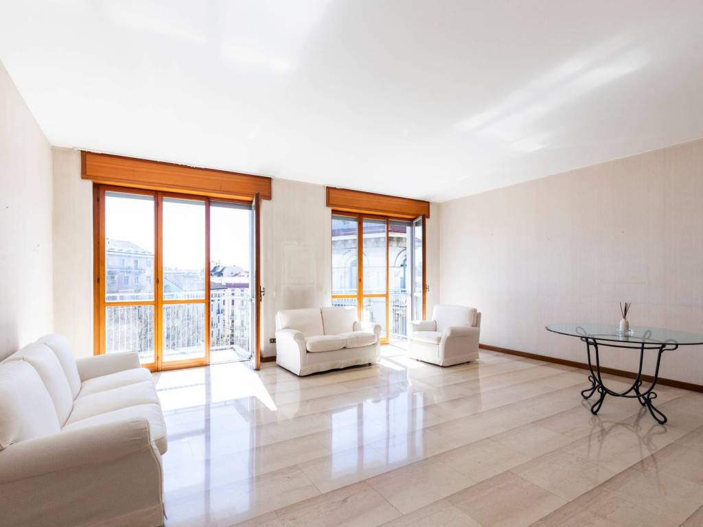appartamento in vendita a Milano in zona Centro Direzionale