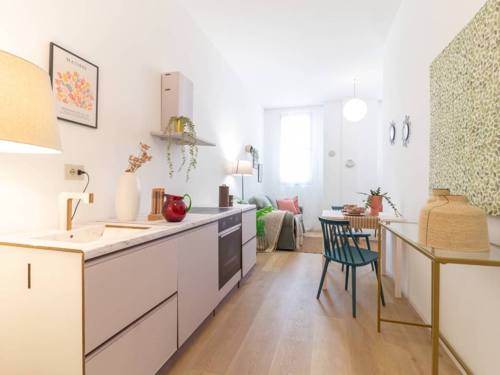 appartamento in vendita a Milano in zona Vigentino
