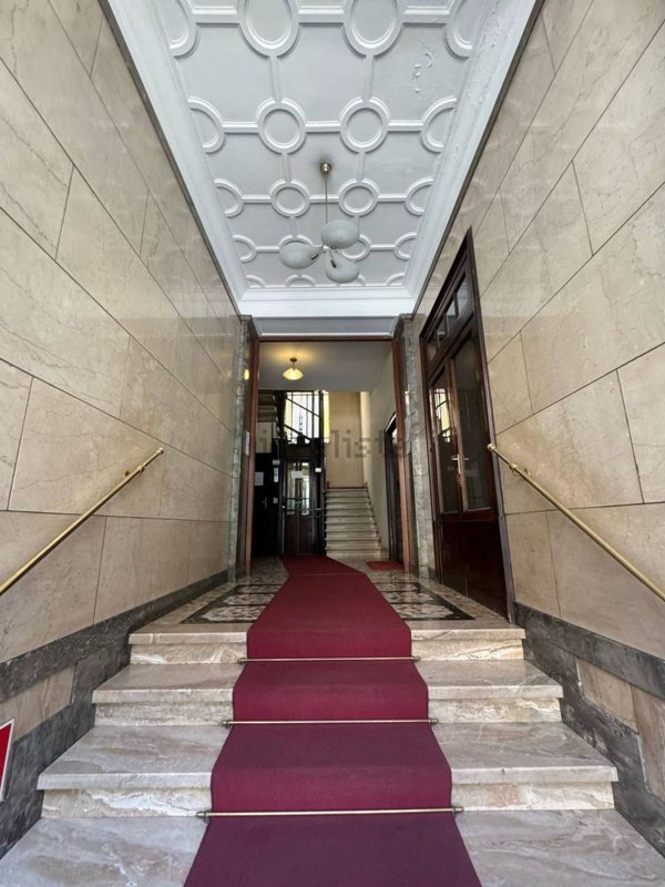 appartamento in vendita a Milano in zona Solari