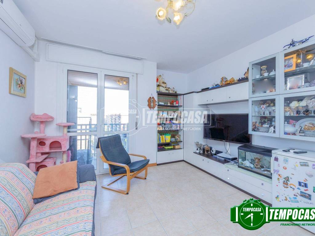 appartamento in vendita a Milano in zona Gallaratese