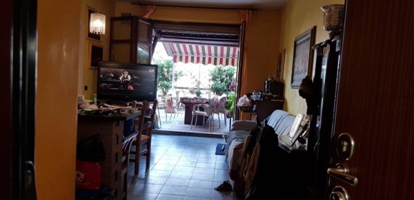 appartamento in vendita a Milano in zona Famagosta