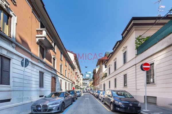 appartamento in vendita a Milano in zona Isola