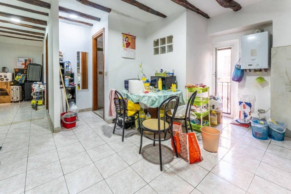 appartamento in vendita a Milano in zona Dergano