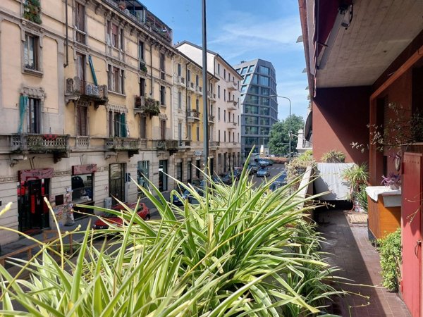 appartamento in vendita a Milano in zona Isola