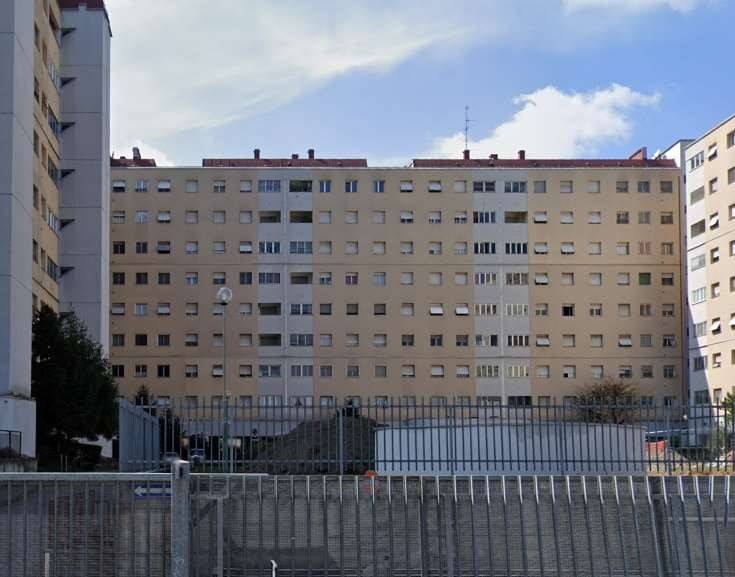 appartamento in vendita a Milano in zona Baggio