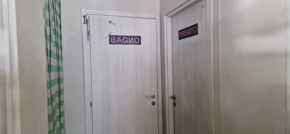 negozio in vendita a Milano in zona Bocconi