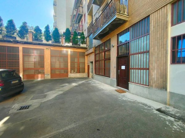 appartamento in vendita a Milano in zona San Siro