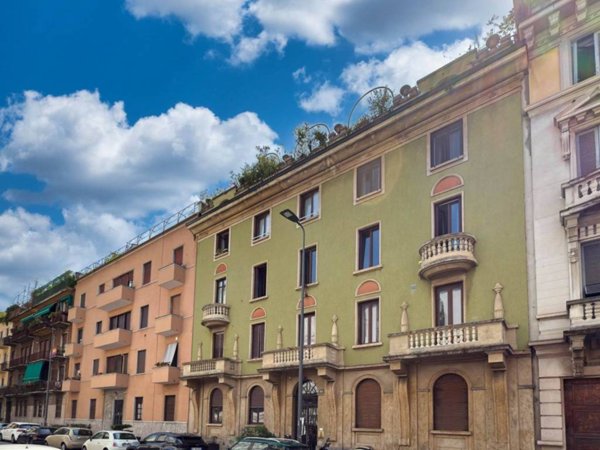 ufficio in vendita a Milano in zona Centro Direzionale