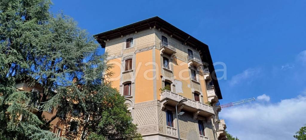 appartamento in vendita a Milano in zona Città Studi