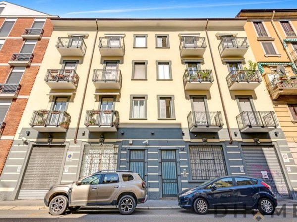 appartamento in vendita a Milano in zona Guastalla