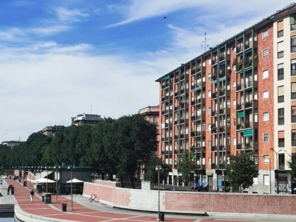 appartamento in vendita a Milano in zona Porta Genova