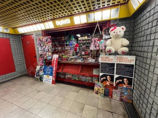 negozio in vendita a Milano