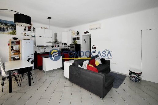 appartamento in vendita a Milano in zona Isola