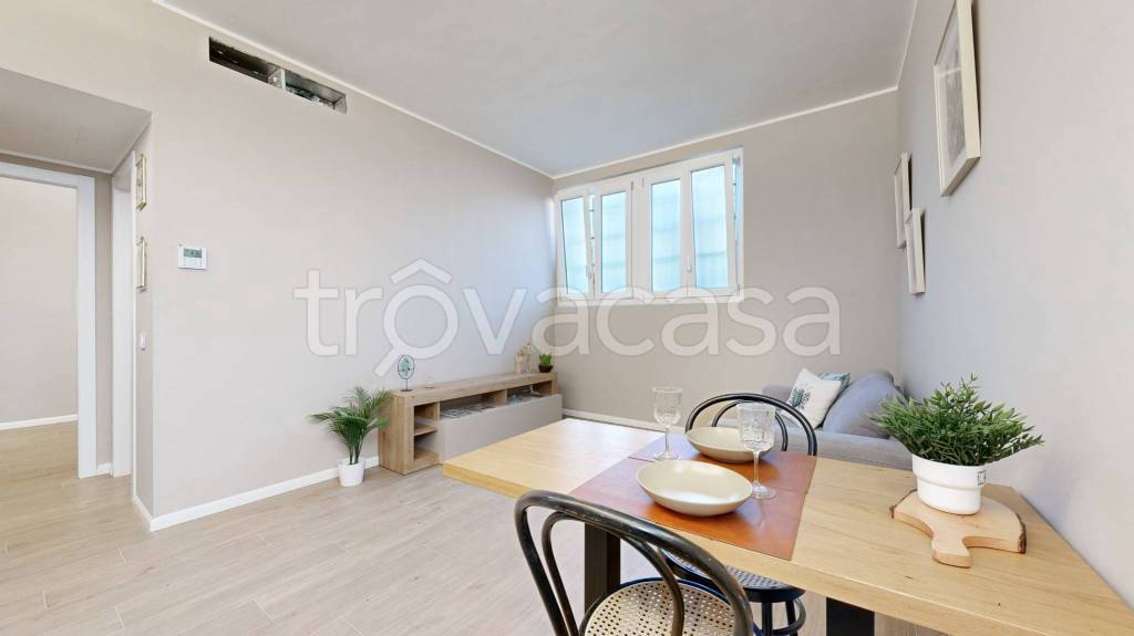appartamento in vendita a Milano in zona Gorla