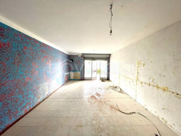 appartamento in vendita a Milano in zona Adriano