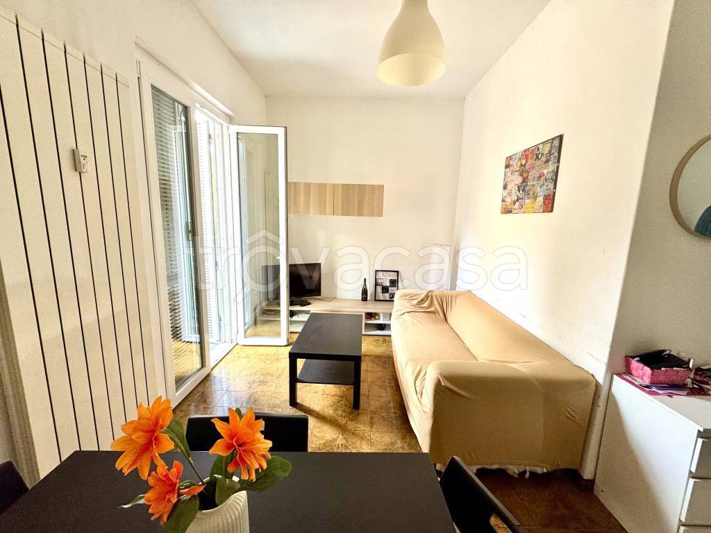 appartamento in vendita a Milano in zona Forlanini