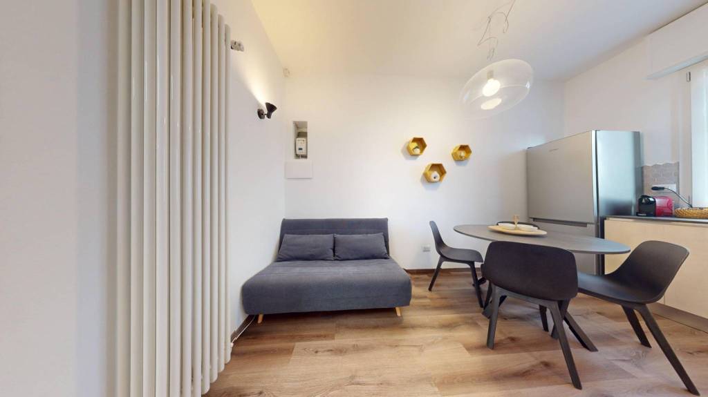 appartamento in vendita a Milano in zona Ghisolfa