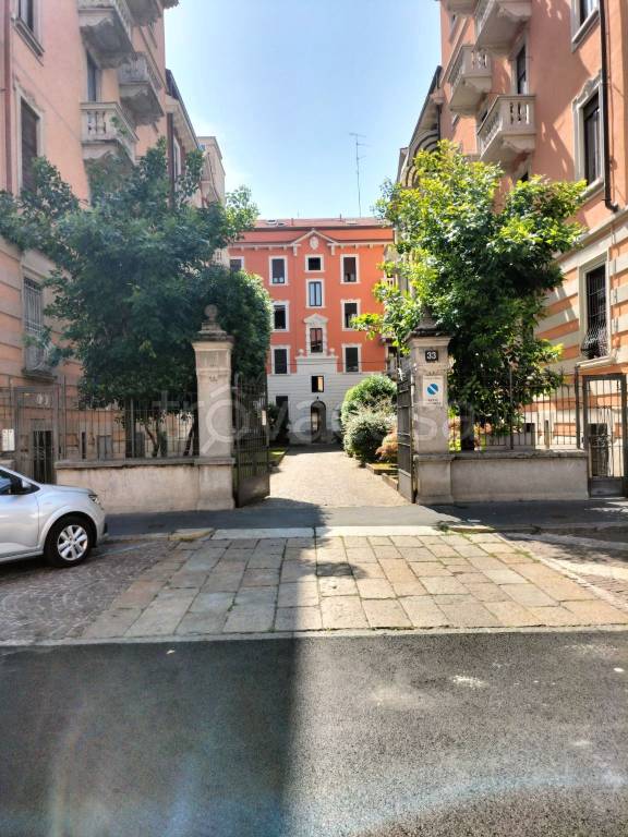 mansarda in vendita a Milano in zona Città Studi