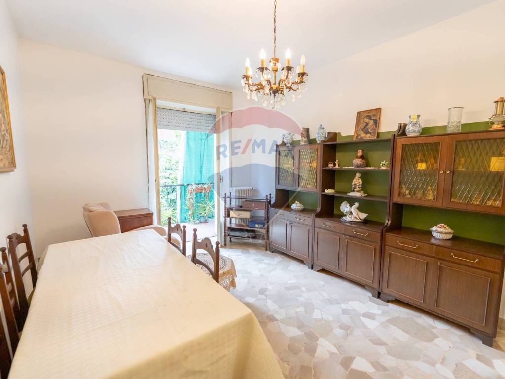 appartamento in vendita a Milano in zona Lorenteggio