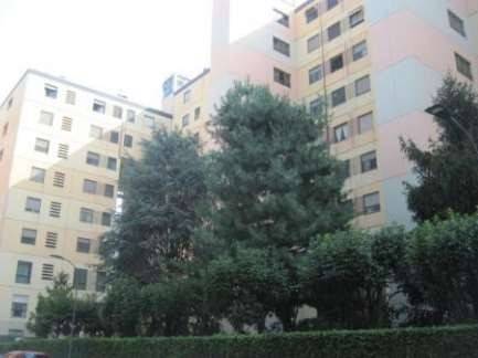 appartamento in vendita a Milano in zona Vigentino