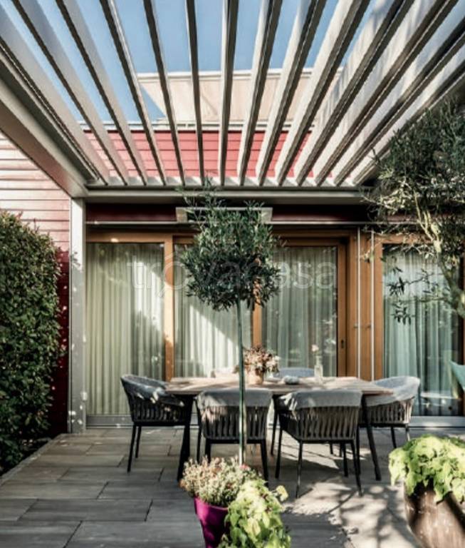 casa indipendente in vendita a Milano