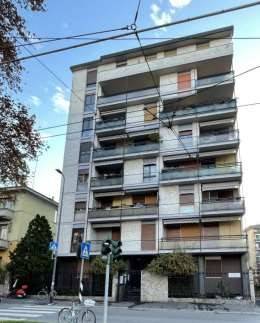 appartamento in vendita a Milano in zona Niguarda