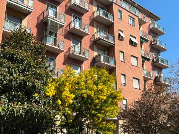 appartamento in vendita a Milano in zona Dergano