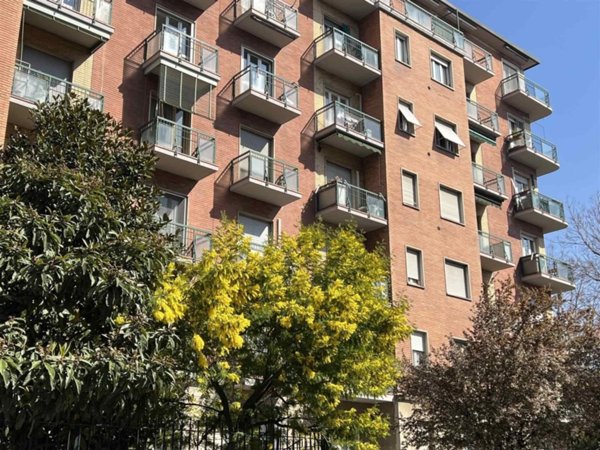 appartamento in vendita a Milano in zona Dergano