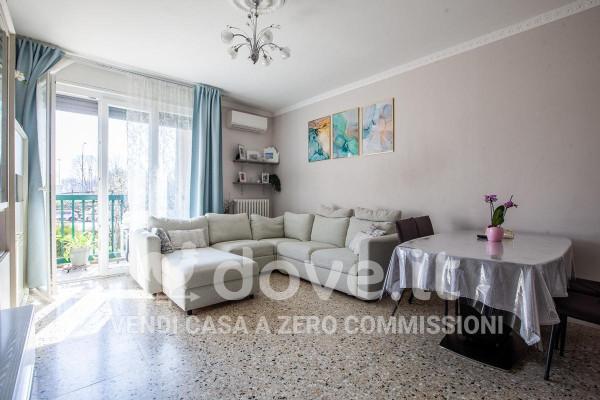 appartamento in vendita a Milano in zona Famagosta