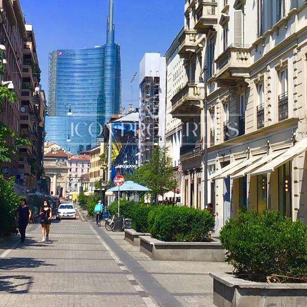 appartamento in vendita a Milano in zona Porta Garibaldi