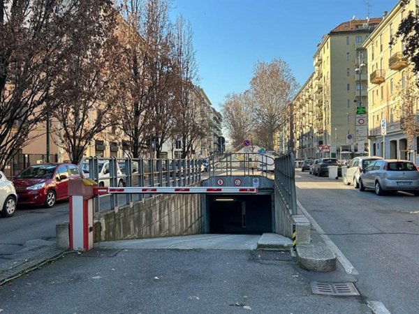 appartamento in vendita a Milano in zona Centro Storico